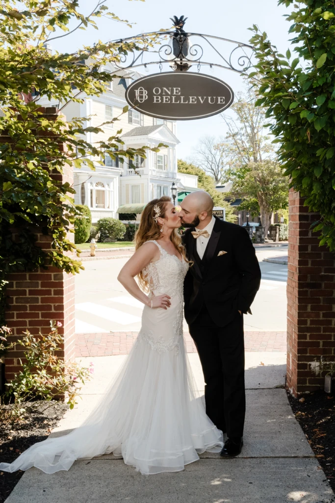 Acacia & Frederick: Eisenhower House wedding in Newport, Rhode Island