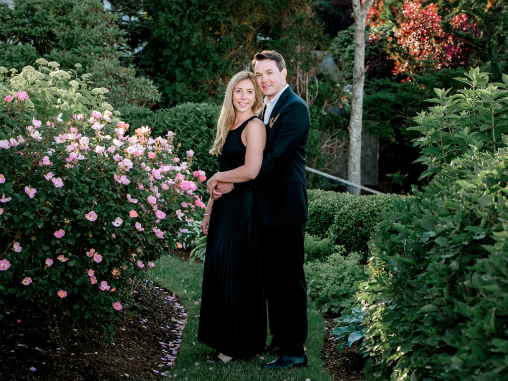 Allie & Kevin: a seaside session at Cape Cod, Massachusetts
