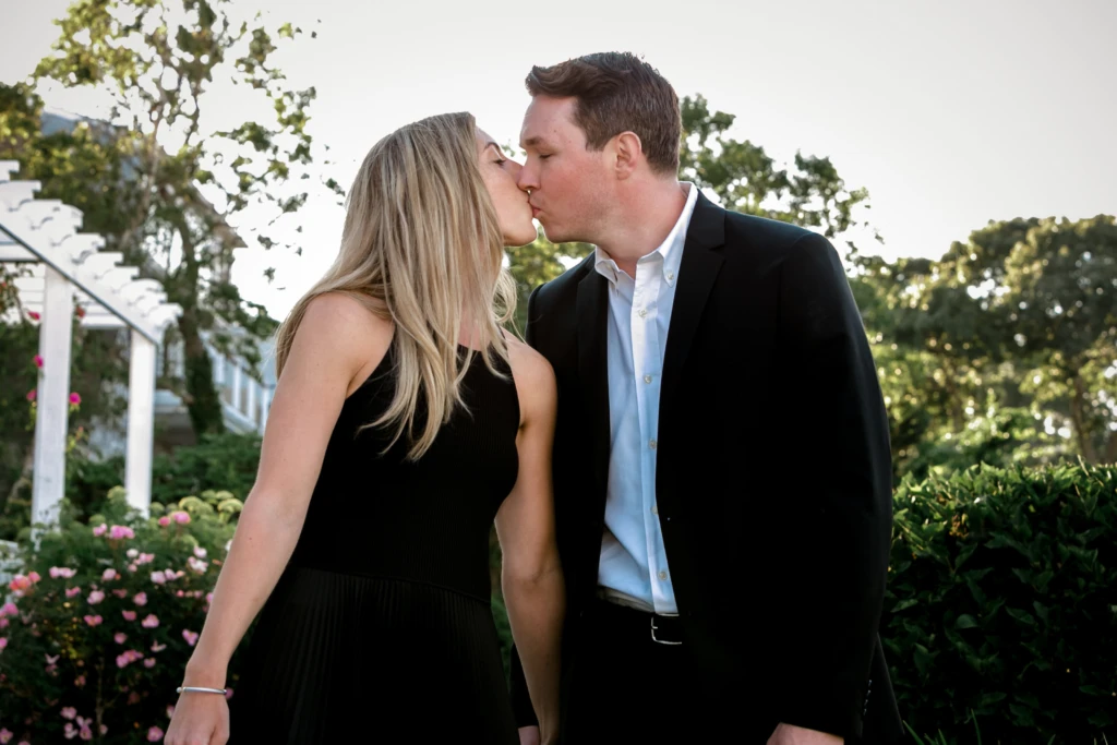 Allie & Kevin: a seaside session at Cape Cod, Massachusetts