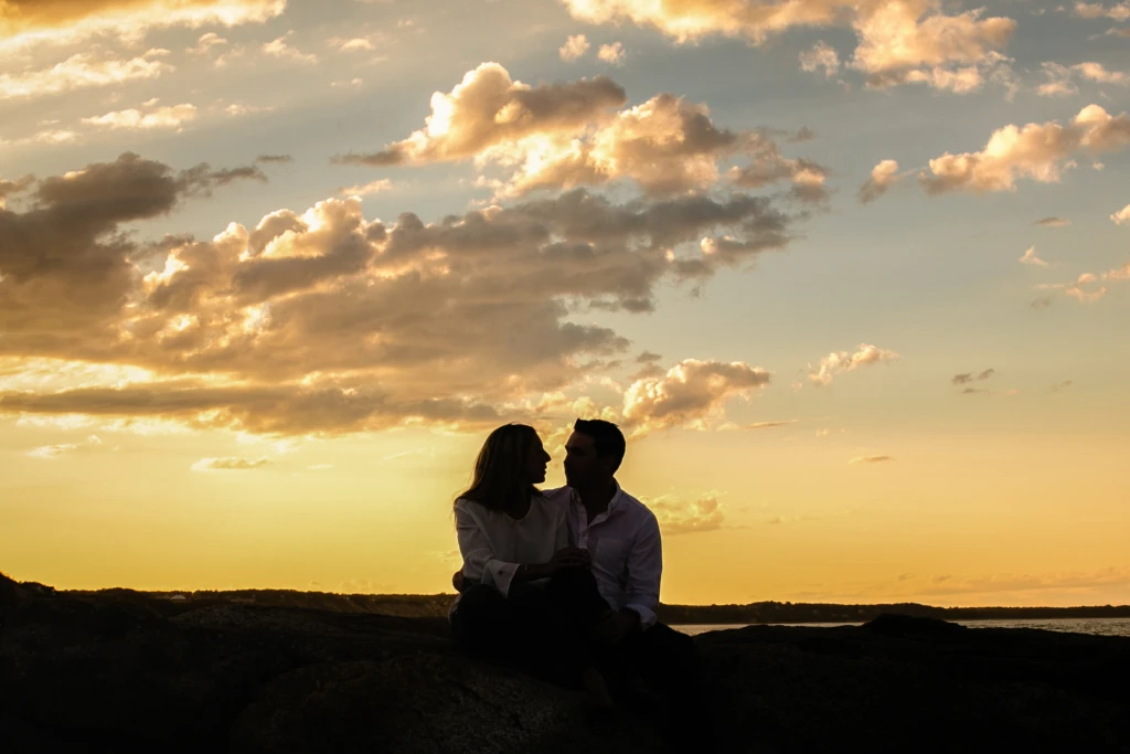 Allie & Kevin: a seaside session at Cape Cod, Massachusetts