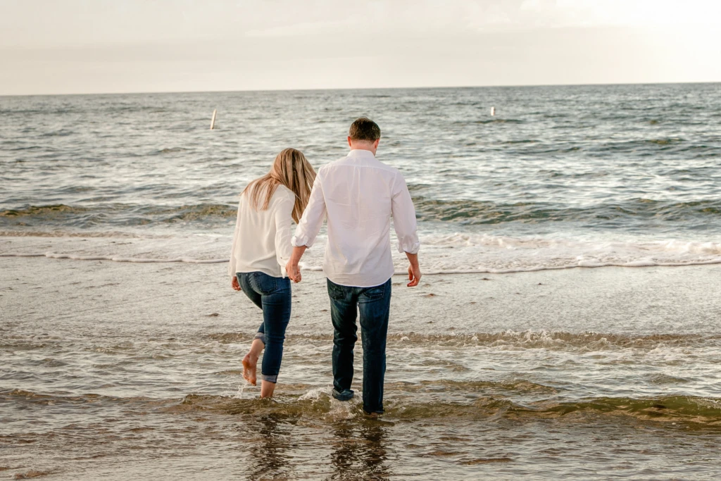 Allie & Kevin: a seaside session at Cape Cod, Massachusetts