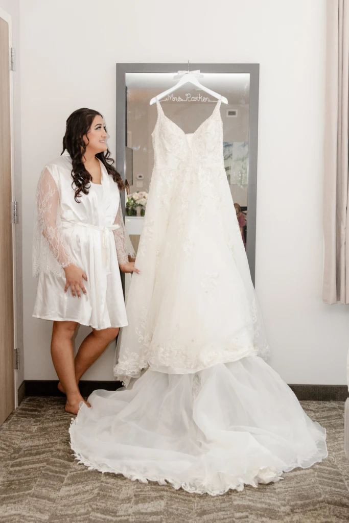 Ashley & Josh: Lakeview Pavilion wedding in Foxborough, Massachusetts