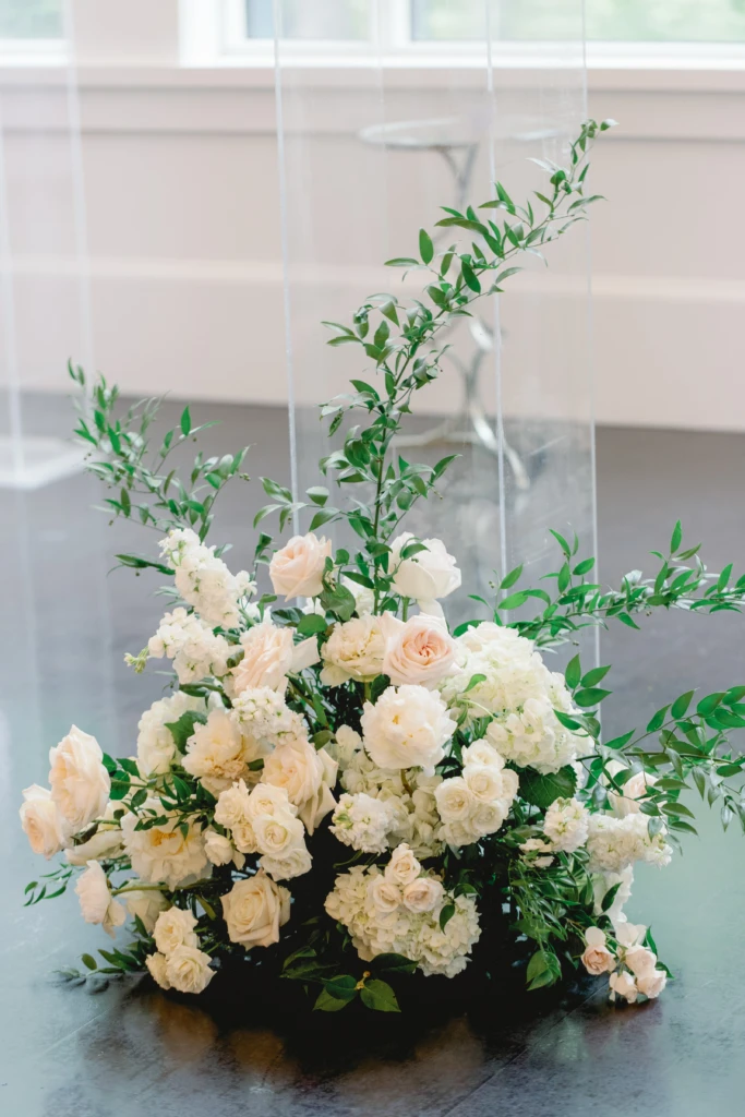 Ashley & Josh: Lakeview Pavilion wedding in Foxborough, Massachusetts
