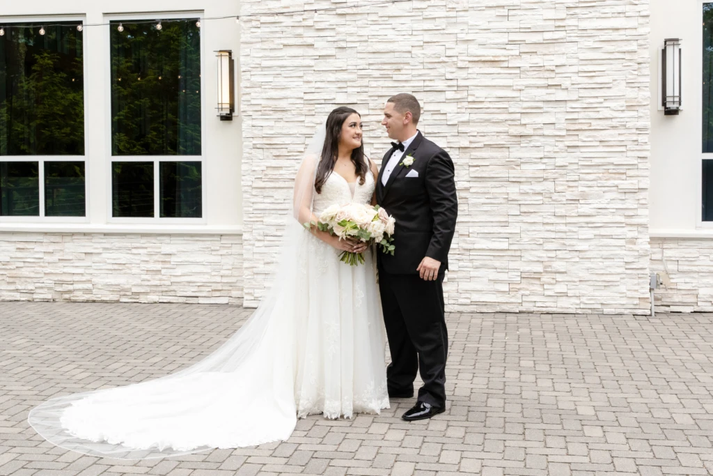 Ashley & Josh: Lakeview Pavilion wedding in Foxborough, Massachusetts