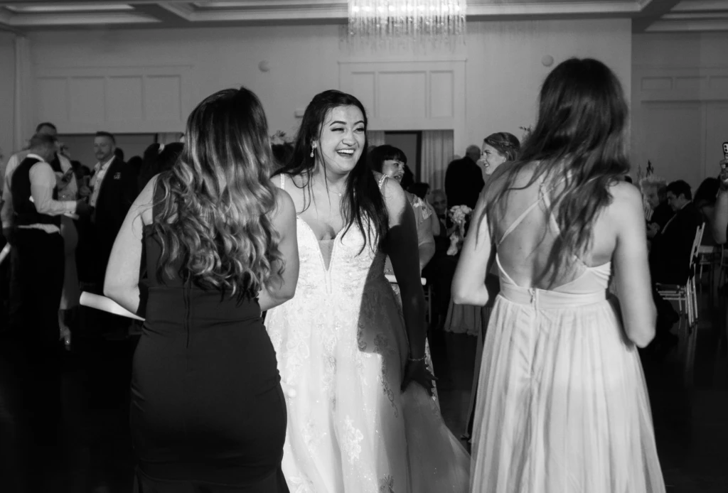 Ashley & Josh: Lakeview Pavilion wedding in Foxborough, Massachusetts