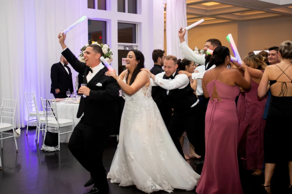 Ashley & Josh: Lakeview Pavilion wedding in Foxborough, Massachusetts