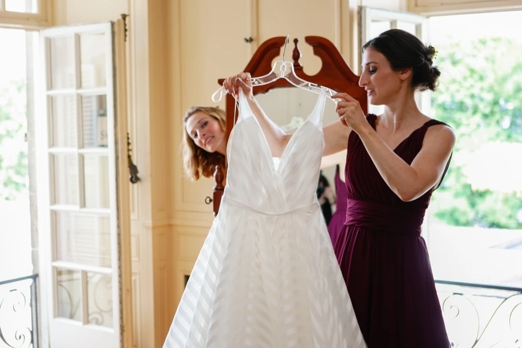 Caroline & Nick: Glen Manor House wedding in Portsmouth, Rhode Island