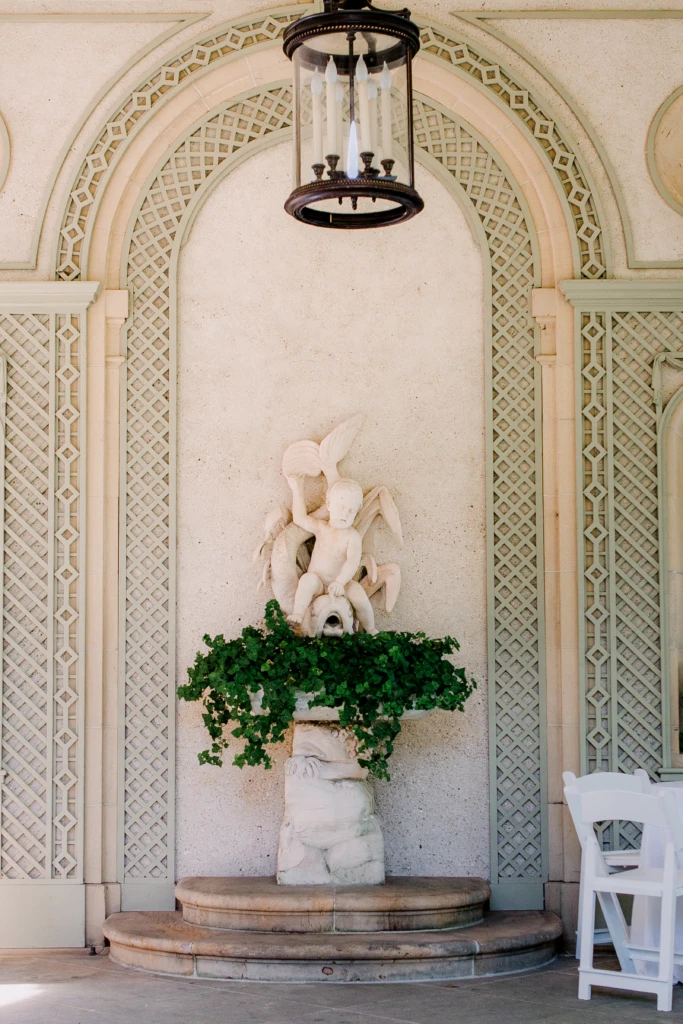 Caroline & Nick: Glen Manor House wedding in Portsmouth, Rhode Island