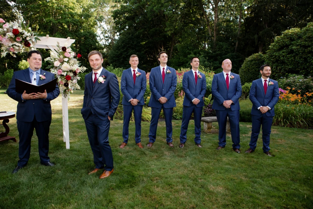 Caroline & Nick: Glen Manor House wedding in Portsmouth, Rhode Island