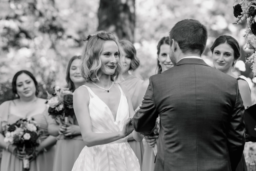 Caroline & Nick: Glen Manor House wedding in Portsmouth, Rhode Island