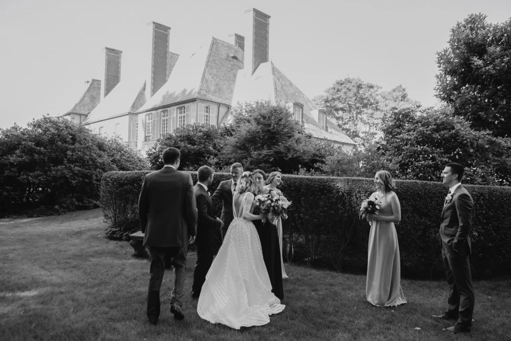 Caroline & Nick: Glen Manor House wedding in Portsmouth, Rhode Island