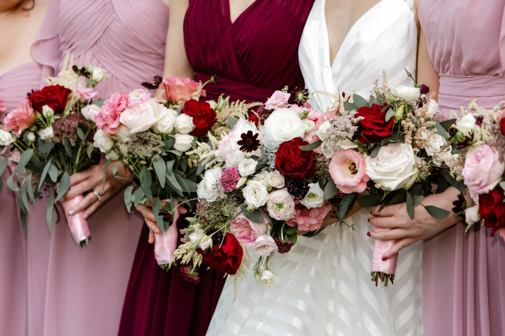 Caroline & Nick: Glen Manor House wedding in Portsmouth, Rhode Island