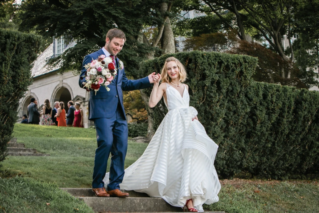 Caroline & Nick: Glen Manor House wedding in Portsmouth, Rhode Island