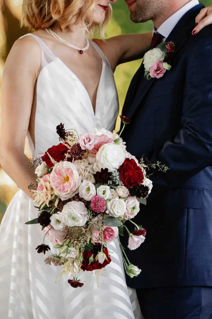 Caroline & Nick: Glen Manor House wedding in Portsmouth, Rhode Island