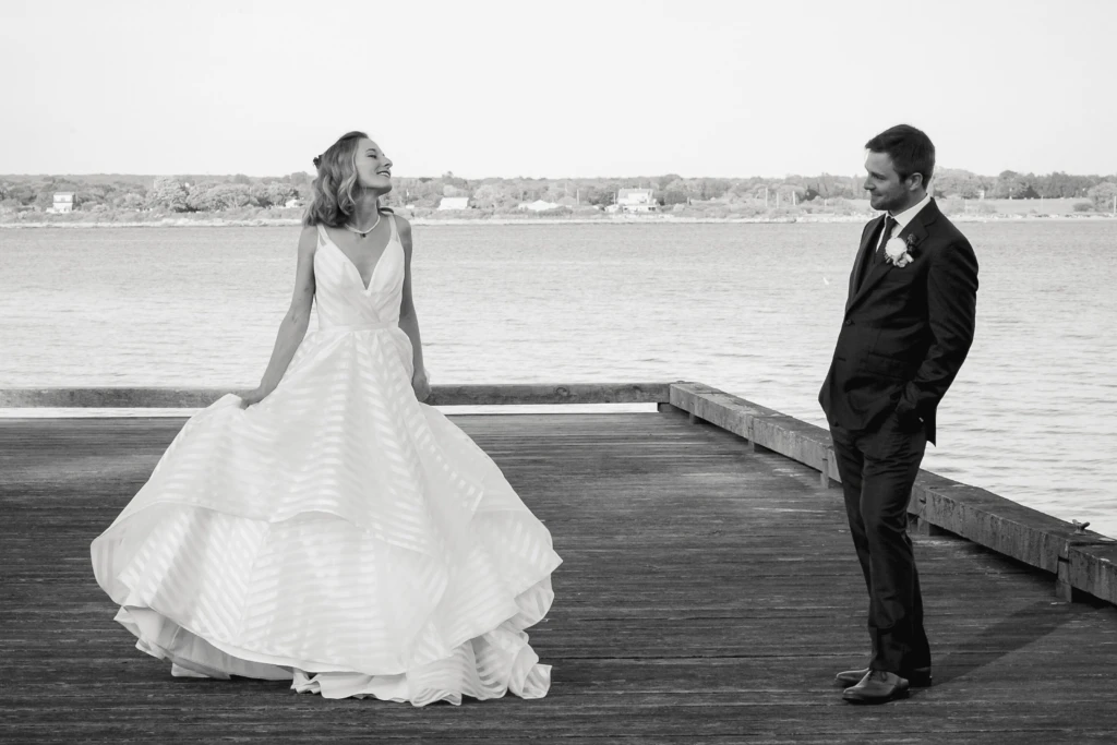 Caroline & Nick: Glen Manor House wedding in Portsmouth, Rhode Island