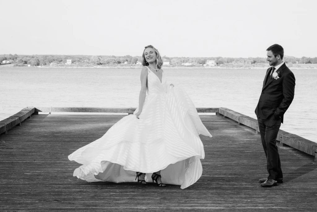 Caroline & Nick: Glen Manor House wedding in Portsmouth, Rhode Island