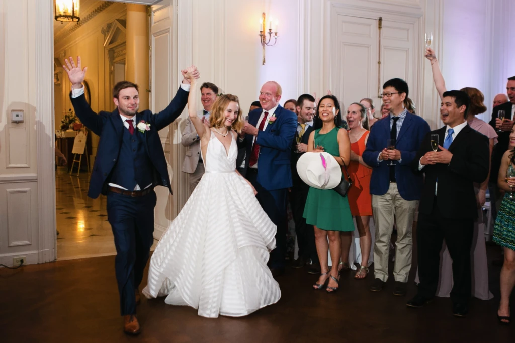 Caroline & Nick: Glen Manor House wedding in Portsmouth, Rhode Island