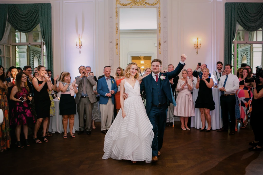 Caroline & Nick: Glen Manor House wedding in Portsmouth, Rhode Island