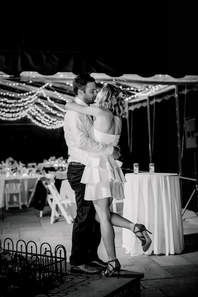 Caroline & Nick: Glen Manor House wedding in Portsmouth, Rhode Island