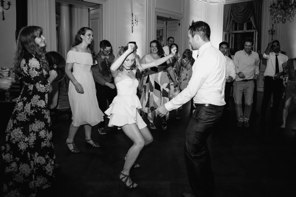 Caroline & Nick: Glen Manor House wedding in Portsmouth, Rhode Island