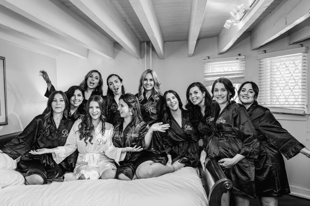 Chelsea & Harrison: OceanCliff wedding in Newport, Rhode Island