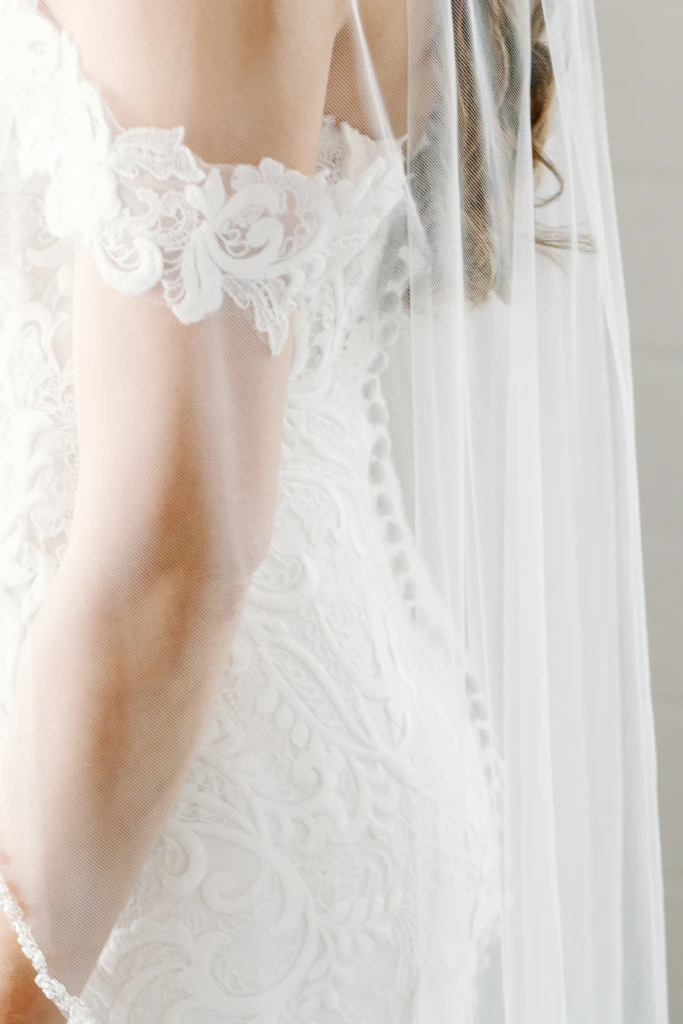 Chelsea & Harrison: OceanCliff wedding in Newport, Rhode Island