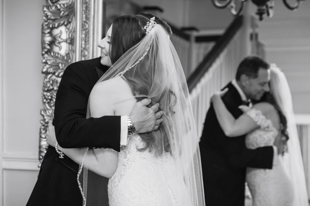 Chelsea & Harrison: OceanCliff wedding in Newport, Rhode Island