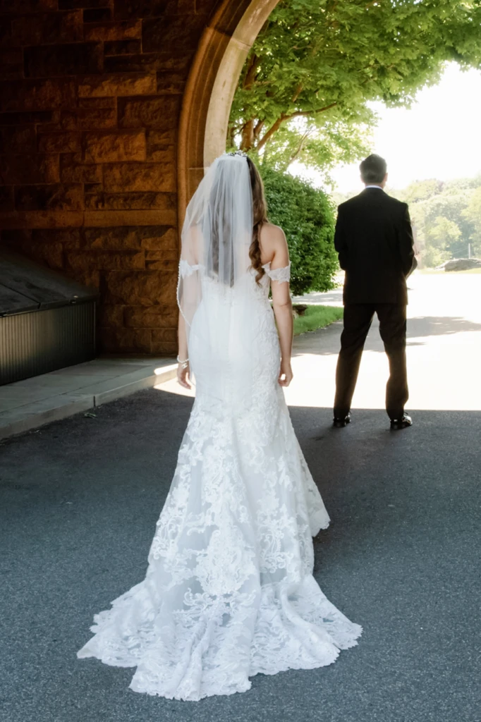 Chelsea & Harrison: OceanCliff wedding in Newport, Rhode Island