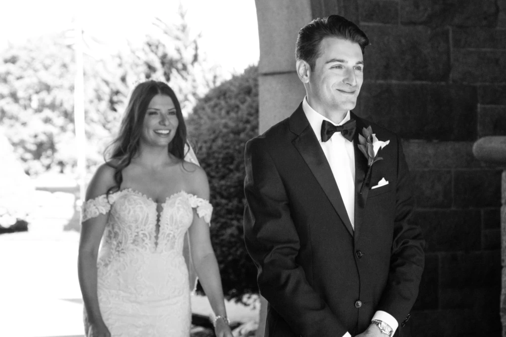 Chelsea & Harrison: OceanCliff wedding in Newport, Rhode Island