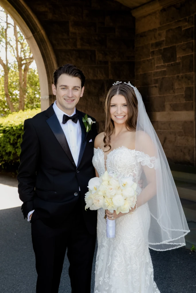 Chelsea & Harrison: OceanCliff wedding in Newport, Rhode Island