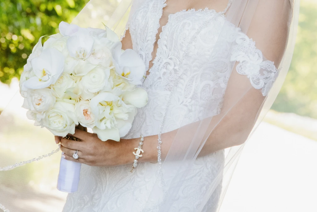 Chelsea & Harrison: OceanCliff wedding in Newport, Rhode Island