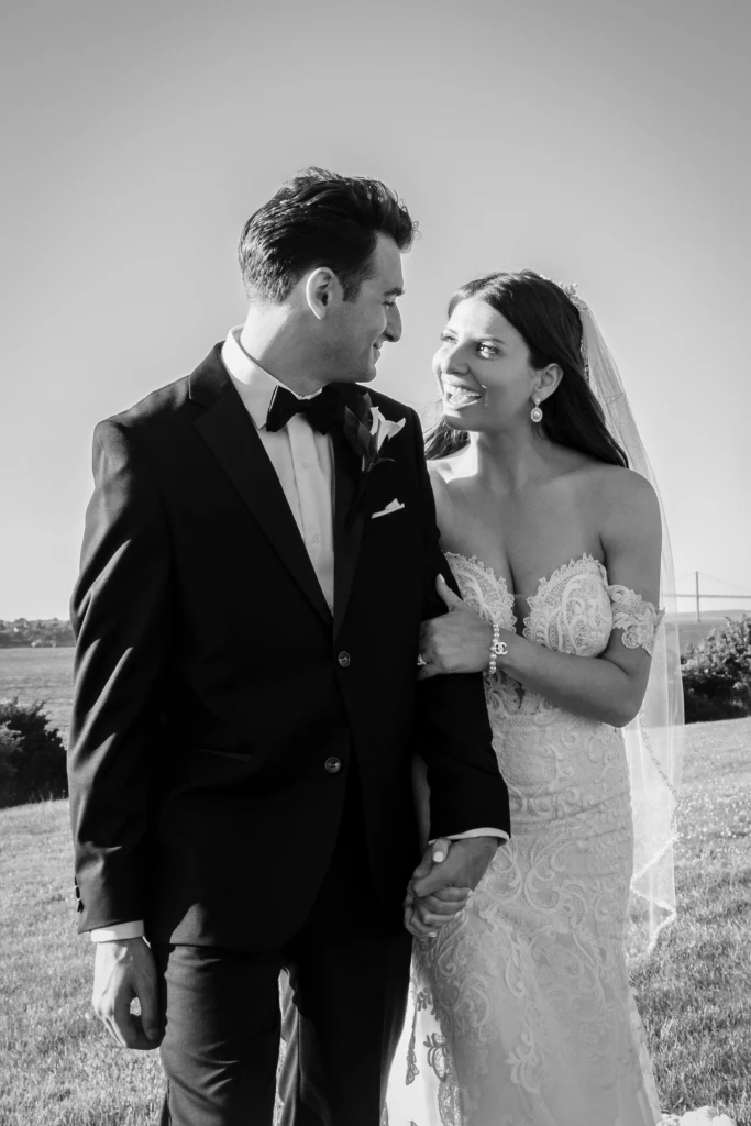 Chelsea & Harrison: OceanCliff wedding in Newport, Rhode Island