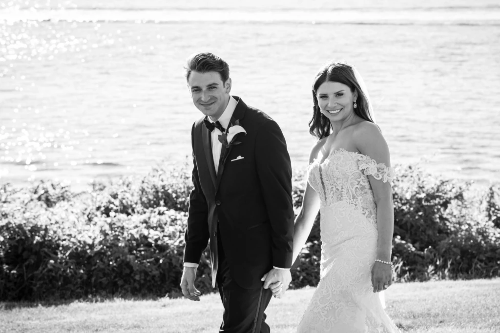 Chelsea & Harrison: OceanCliff wedding in Newport, Rhode Island