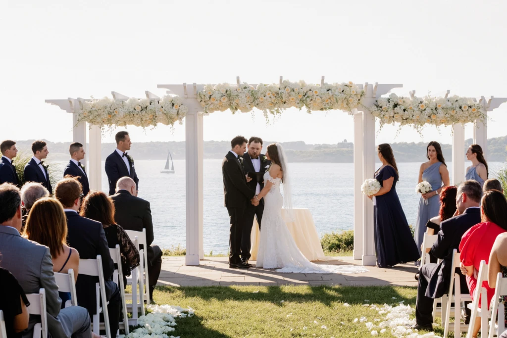 Chelsea & Harrison: OceanCliff wedding in Newport, Rhode Island