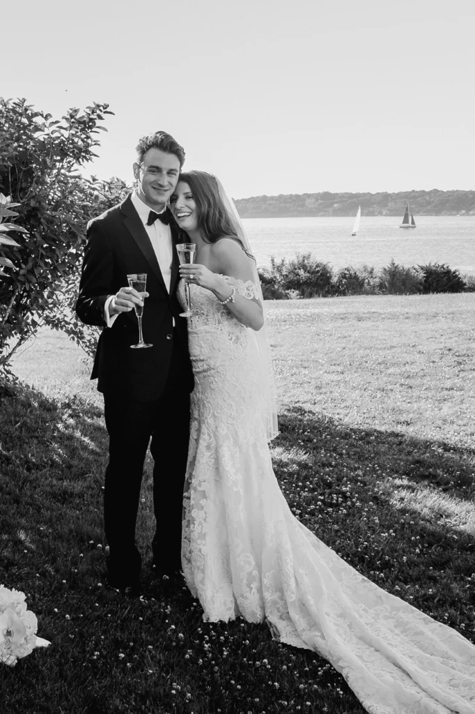 Chelsea & Harrison: OceanCliff wedding in Newport, Rhode Island