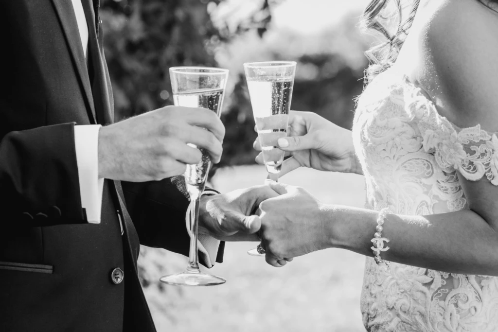 Chelsea & Harrison: OceanCliff wedding in Newport, Rhode Island