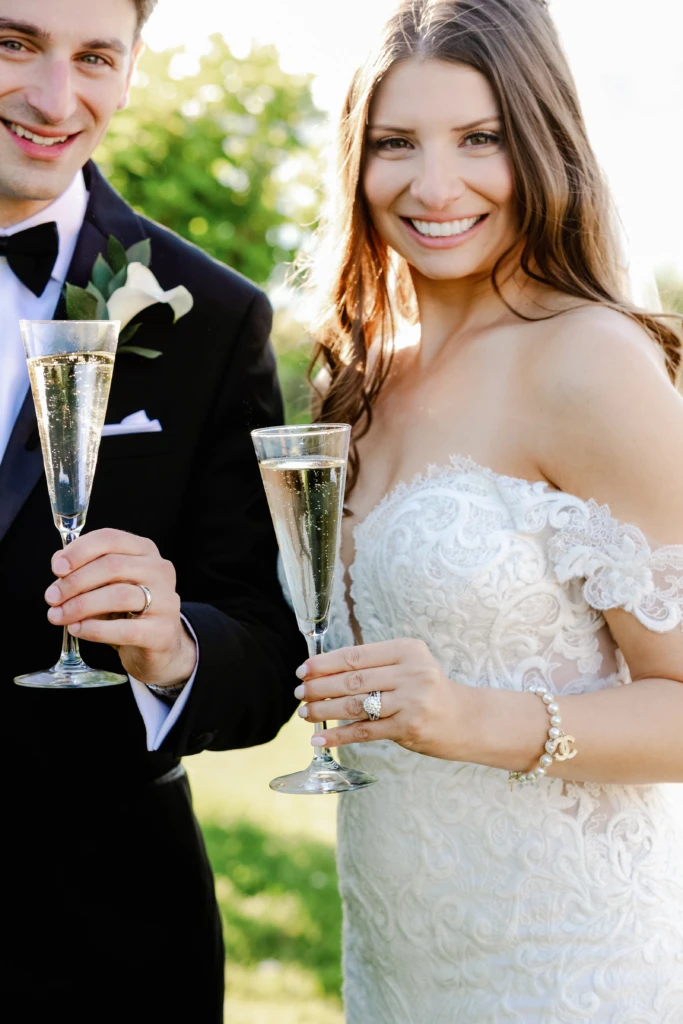 Chelsea & Harrison: OceanCliff wedding in Newport, Rhode Island