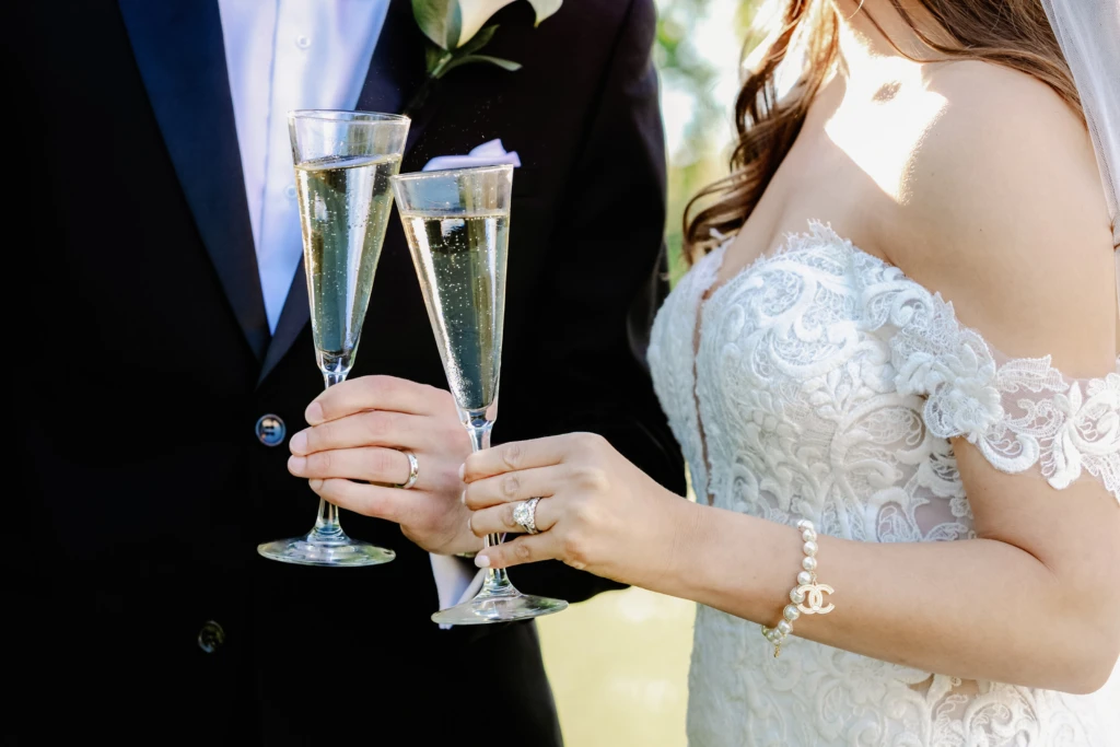 Chelsea & Harrison: OceanCliff wedding in Newport, Rhode Island