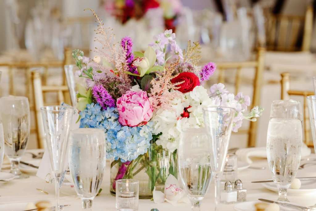Chelsea & Harrison: OceanCliff wedding in Newport, Rhode Island