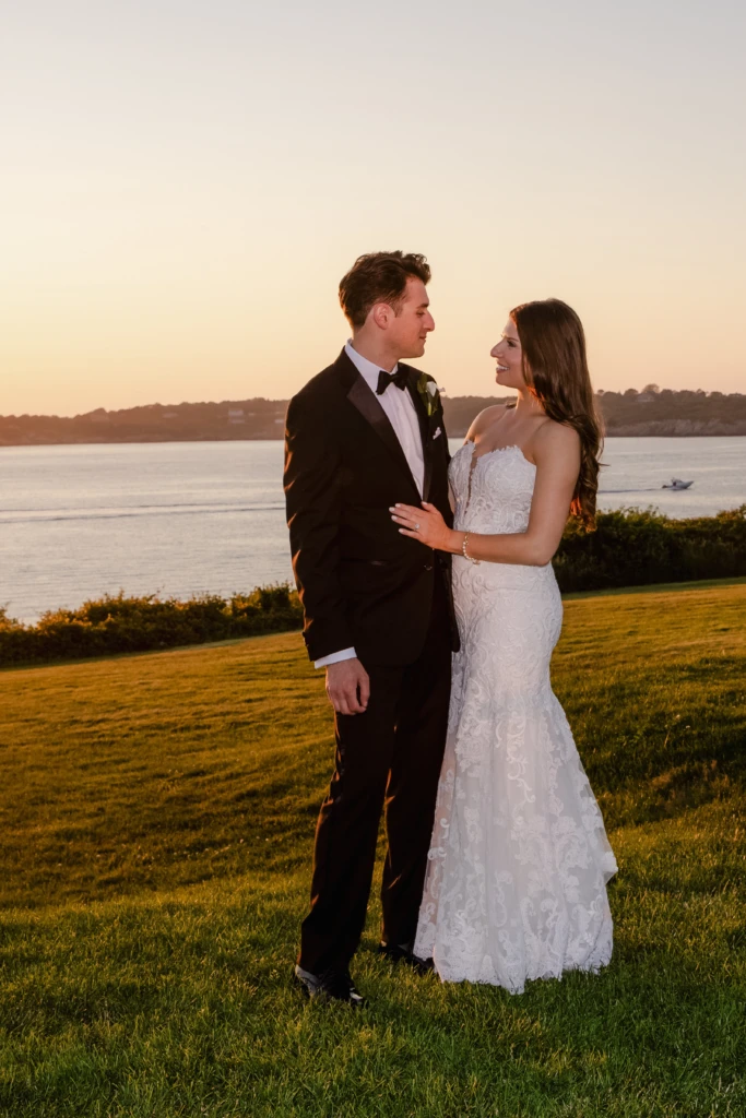Chelsea & Harrison: OceanCliff wedding in Newport, Rhode Island