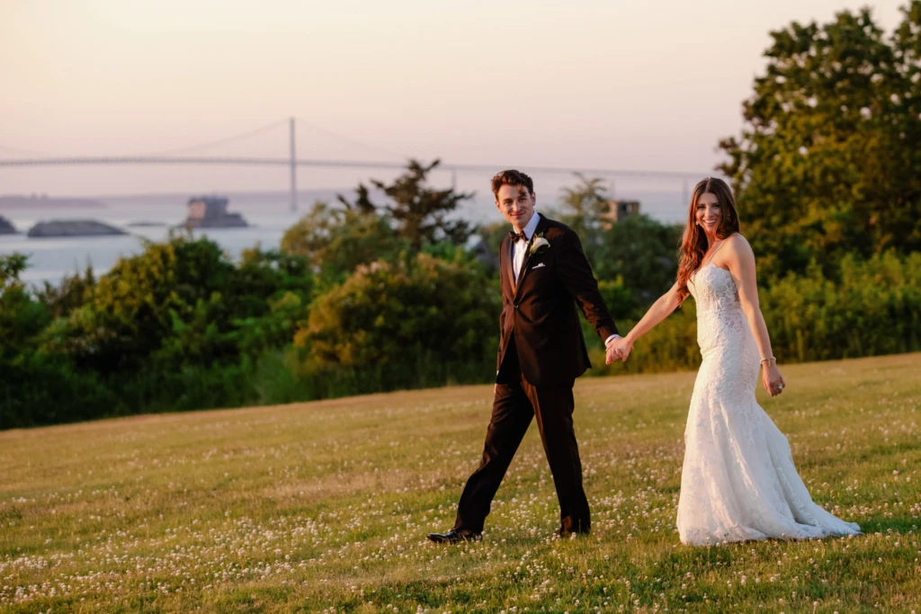 Chelsea & Harrison: OceanCliff wedding in Newport, Rhode Island