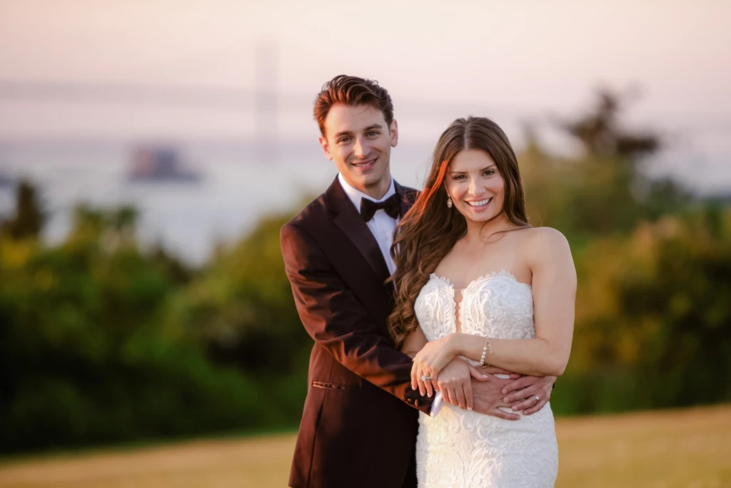 Chelsea & Harrison: OceanCliff wedding in Newport, Rhode Island