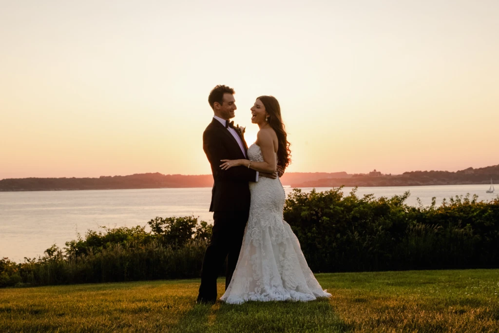 Chelsea & Harrison: OceanCliff wedding in Newport, Rhode Island