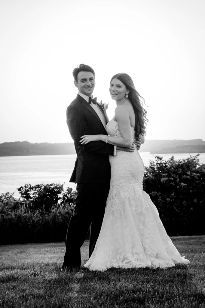 Chelsea & Harrison: OceanCliff wedding in Newport, Rhode Island