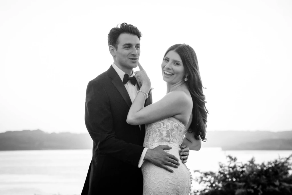 Chelsea & Harrison: OceanCliff wedding in Newport, Rhode Island