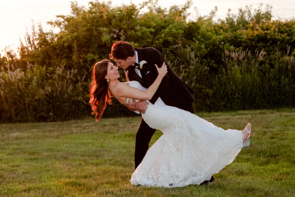 Chelsea & Harrison: OceanCliff wedding in Newport, Rhode Island