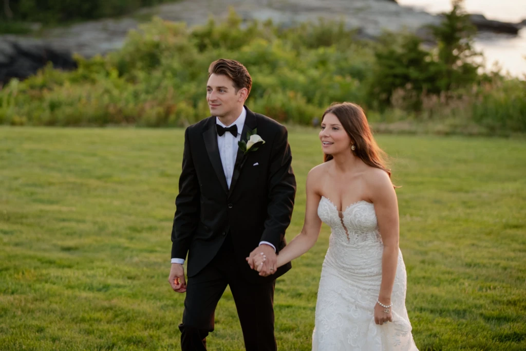 Chelsea & Harrison: OceanCliff wedding in Newport, Rhode Island