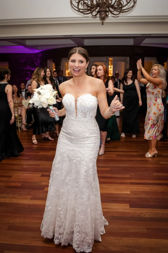 Chelsea & Harrison: OceanCliff wedding in Newport, Rhode Island