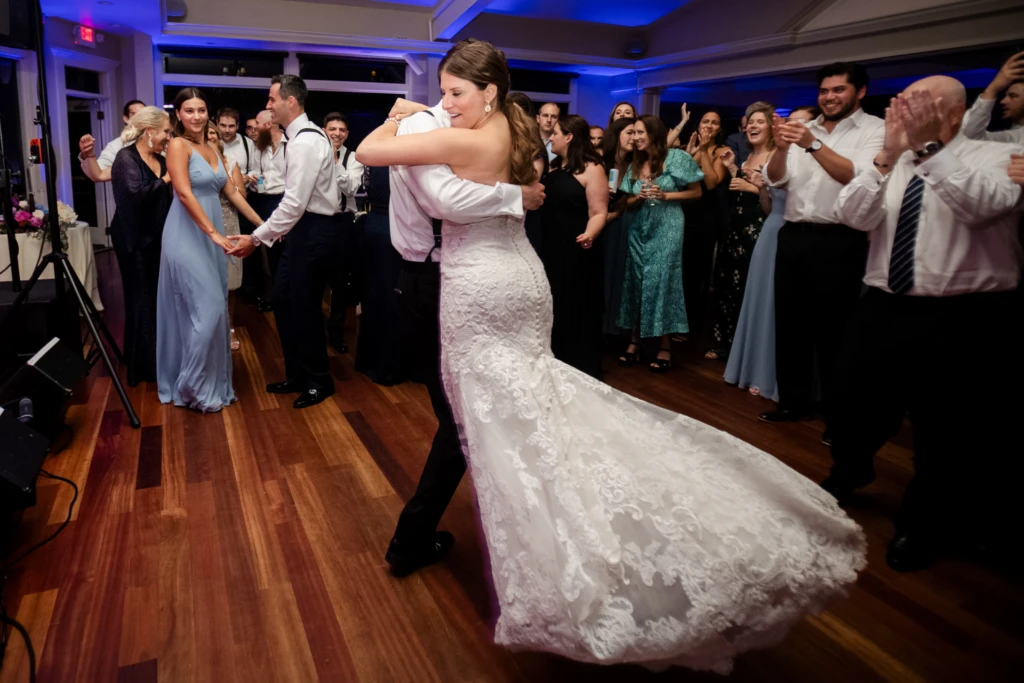 Chelsea & Harrison: OceanCliff wedding in Newport, Rhode Island