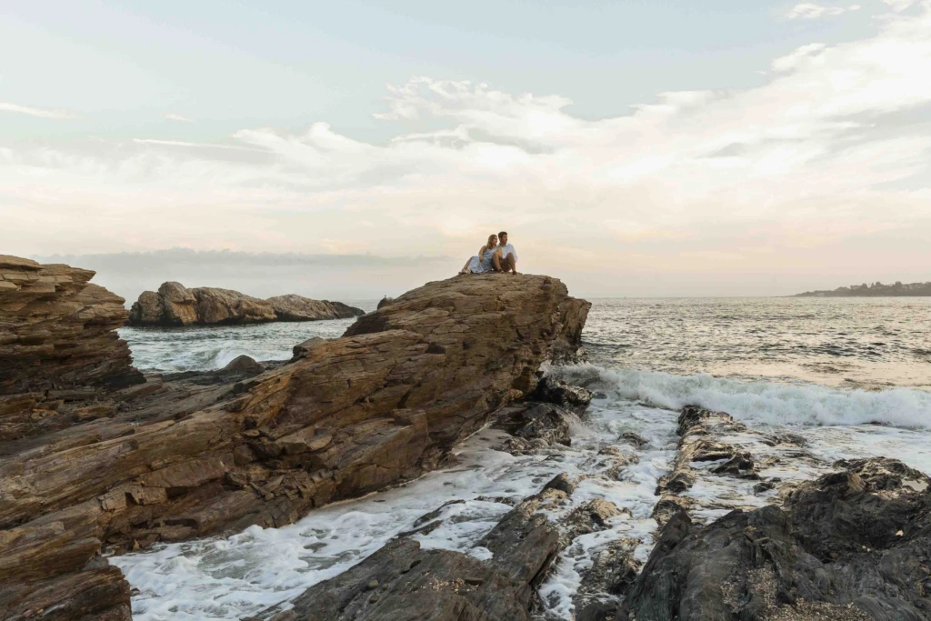 Christina & Curt: a summer coastal session in Bonnet Shore, Rhode Island